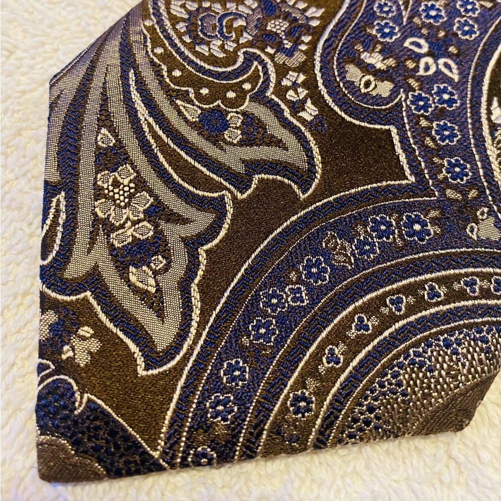 Brand New Super Stylish Tie By JOHN NORDSTRÖM